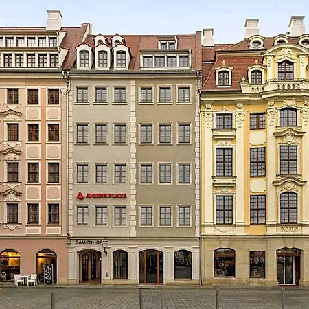 Amedia Plaza Отель Дрезден