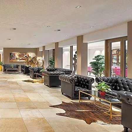 Amedia Plaza 4* Дрезден