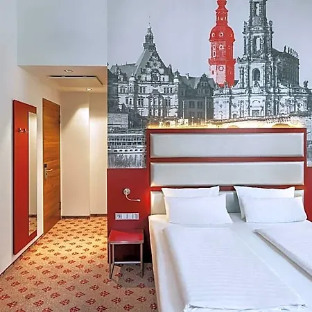 Отель Amedia Plaza