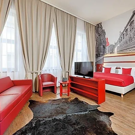 Amedia Plaza 4* Дрезден