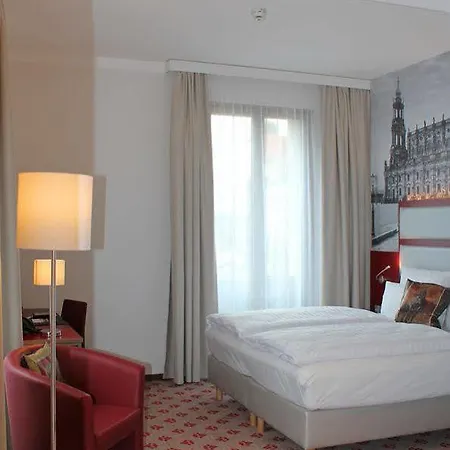 Hotel Amedia Plaza 4*