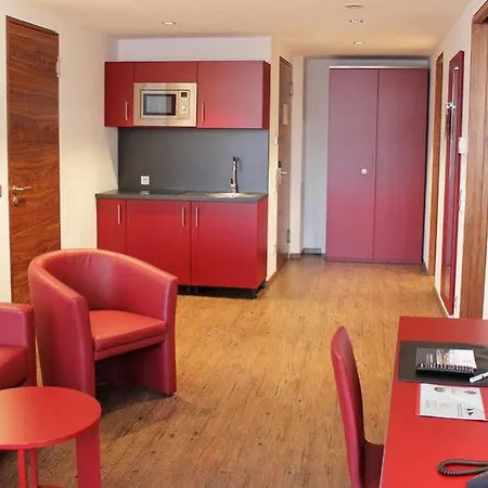 Hotel Amedia Plaza