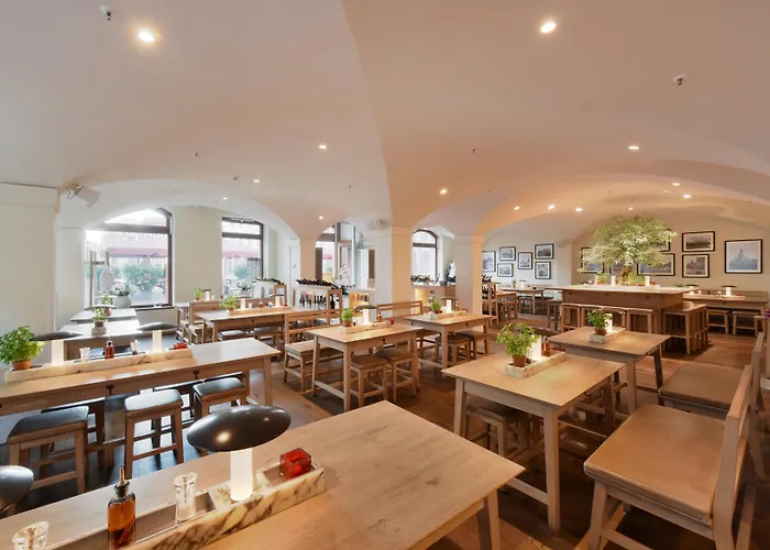 Amedia Plaza Dresden, Trademark Collection By Wyndham Hotel