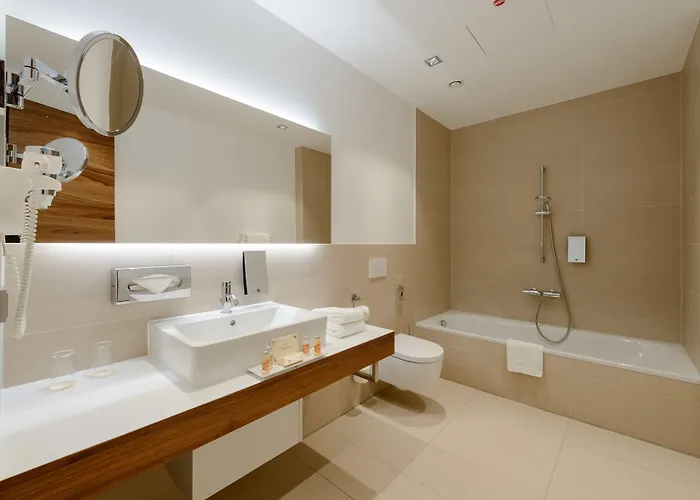 Amedia Plaza Dresden, Trademark Collection By Wyndham 4*